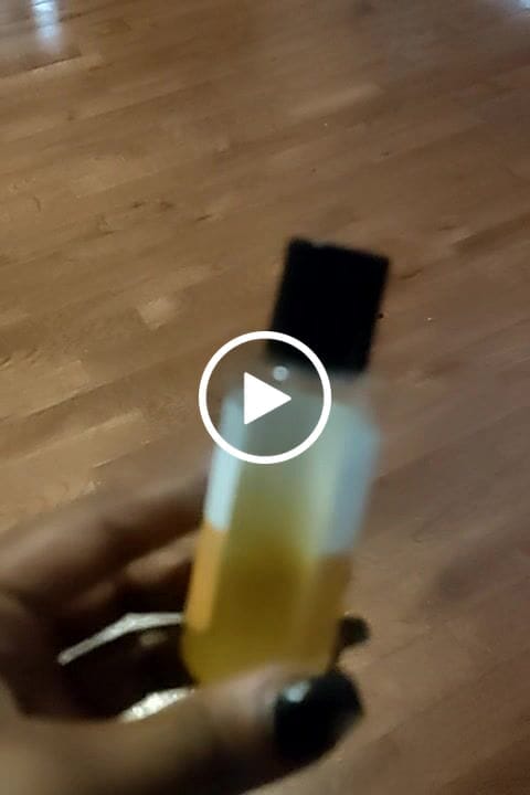 Customer video review of Mini Turmeric Wash
