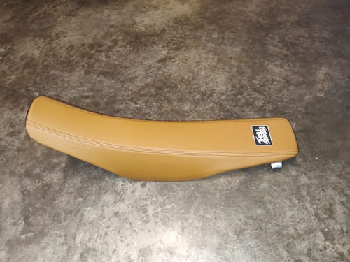 Customer photo review of Custom Seat Cover: 04-'09 CRF250R