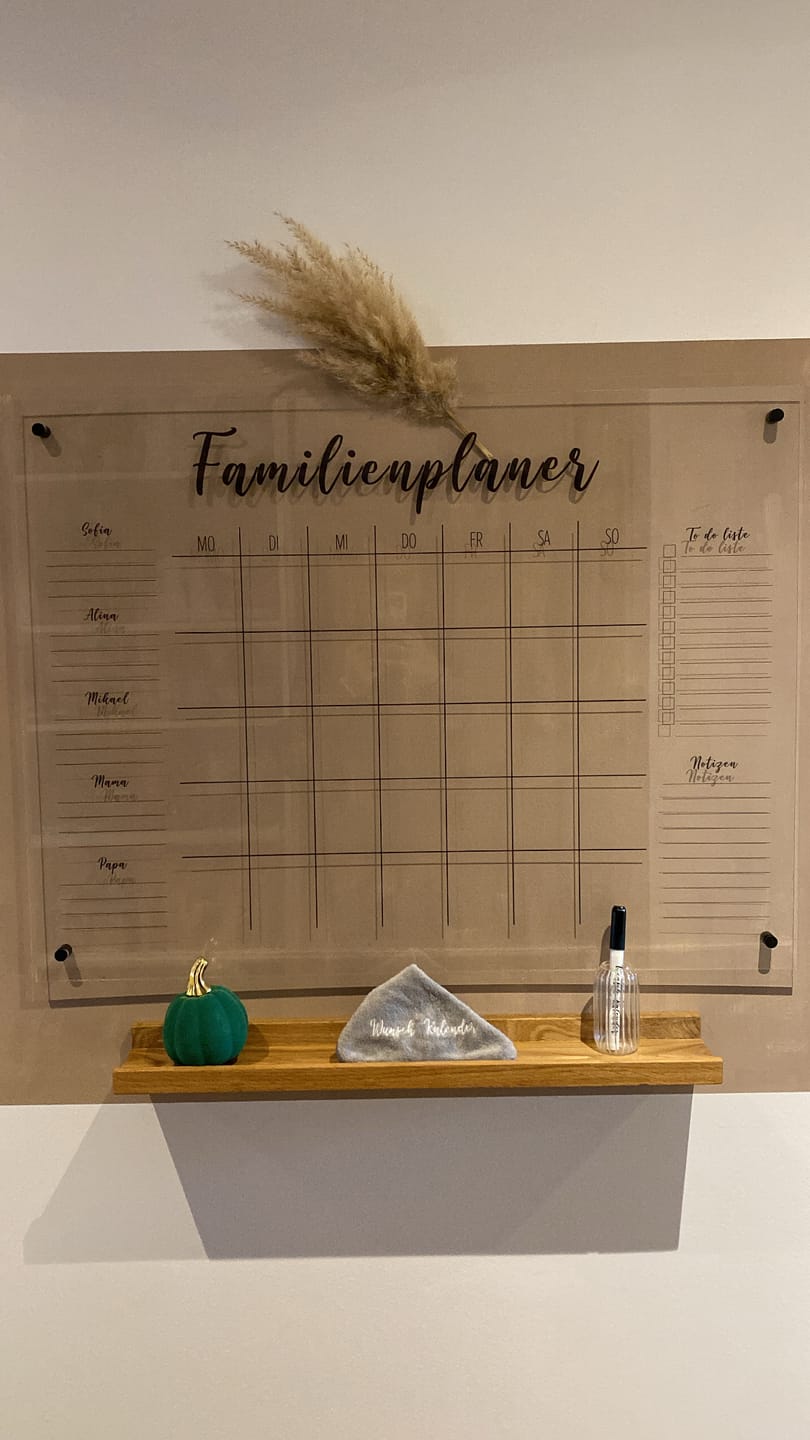 Customer photo review of 5-Namen Familienplaner