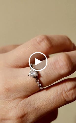 Customer video review of BELLE ETERNAL ROSE RING