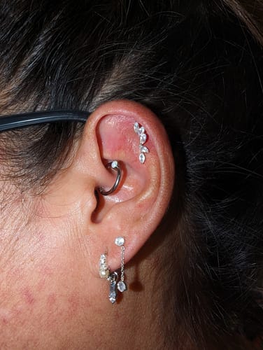 Customer photo review of REEF Moonstone Ear Climber