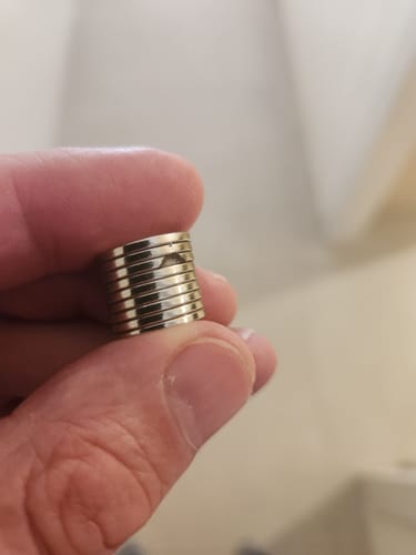 Customer photo review of מגנט ניאודימיום N52 עגול קוטר 15 מ"מ