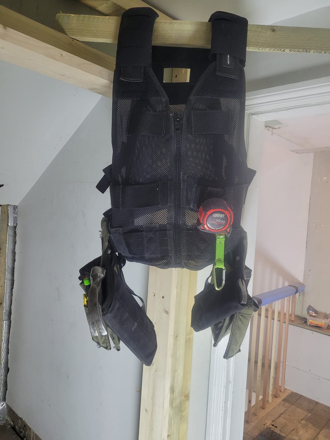Customer photo review of DiamondBack Toolbelts | 701 Vest Black