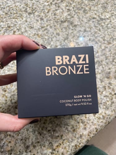 Customer photo review of Glow n’ Go Body Polish