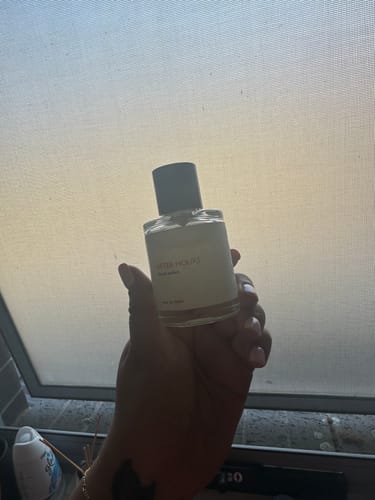 Customer photo review of After Hours