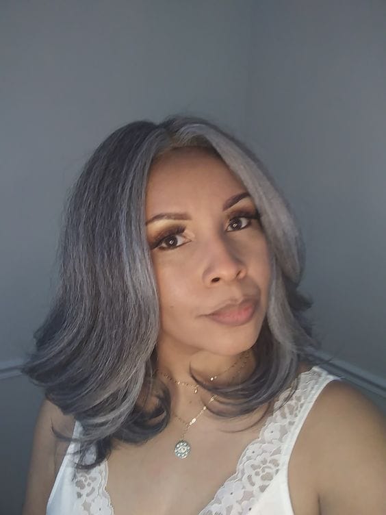 Customer photo review of Luvwin 5x5 Salt & Pepper Body Wave Glueless Bob Wig 100% Human Hair