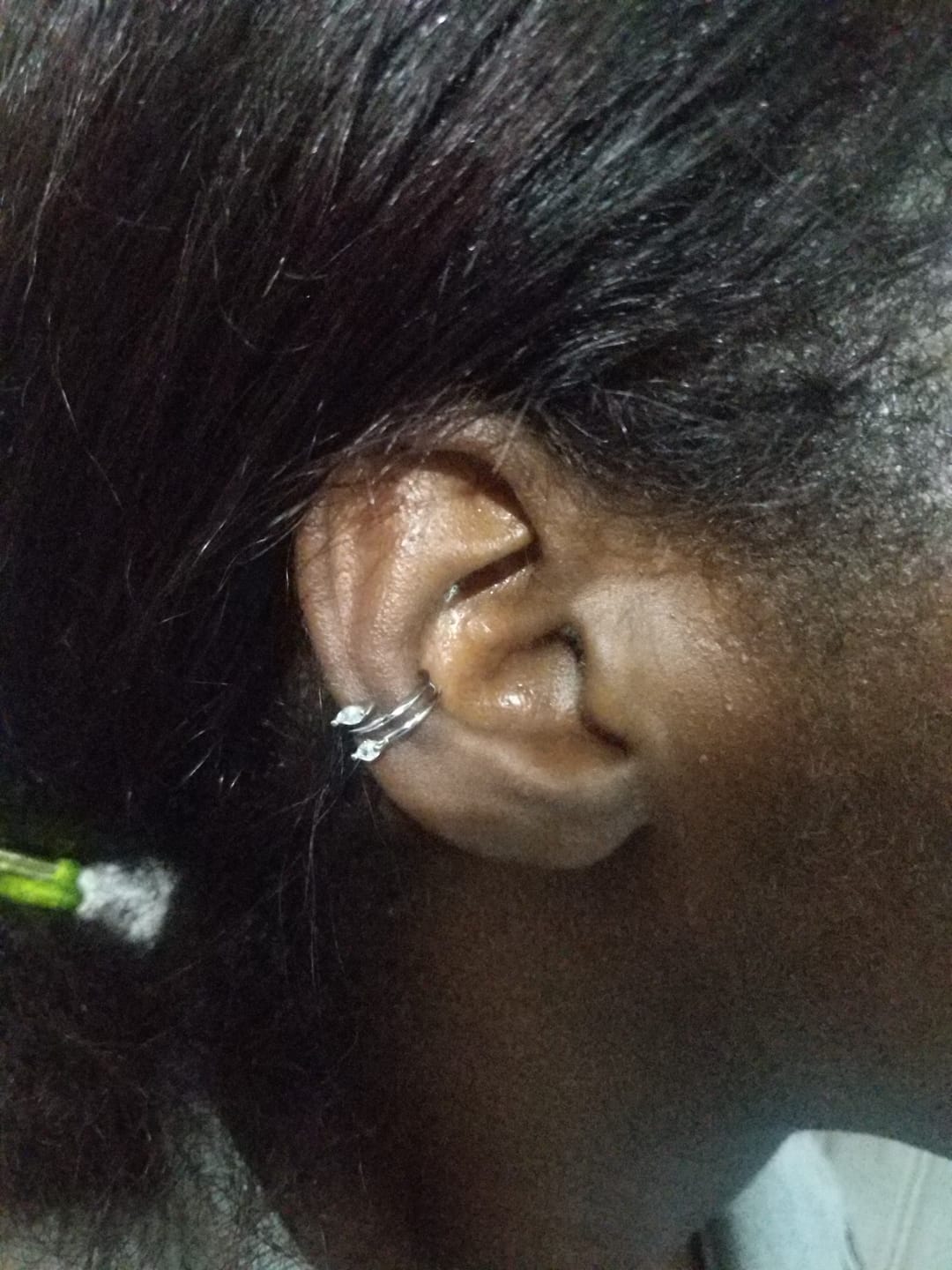 Customer photo review of Swirl Ear Cuff