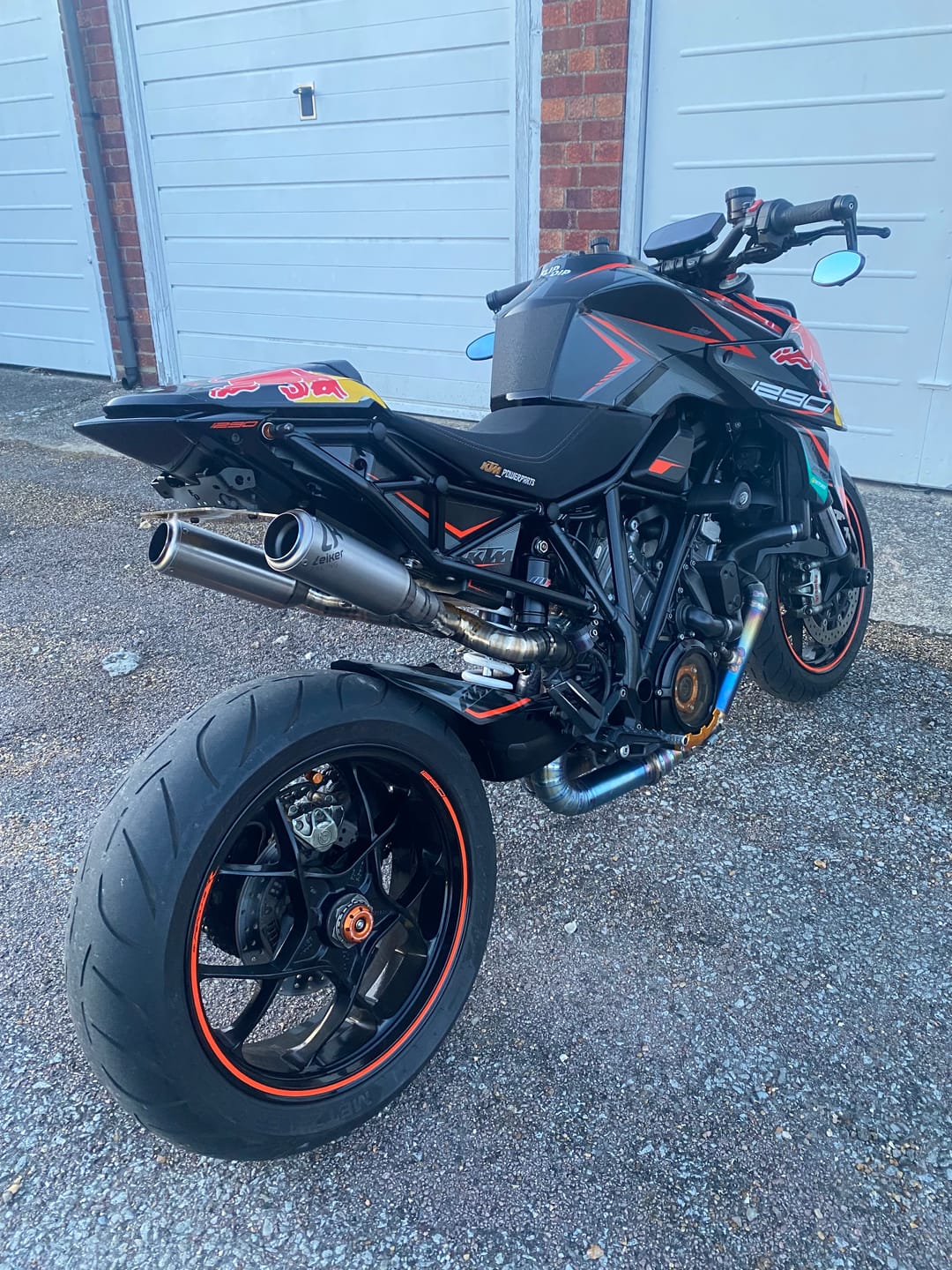 Customer photo review of KTM Superduke 1290
