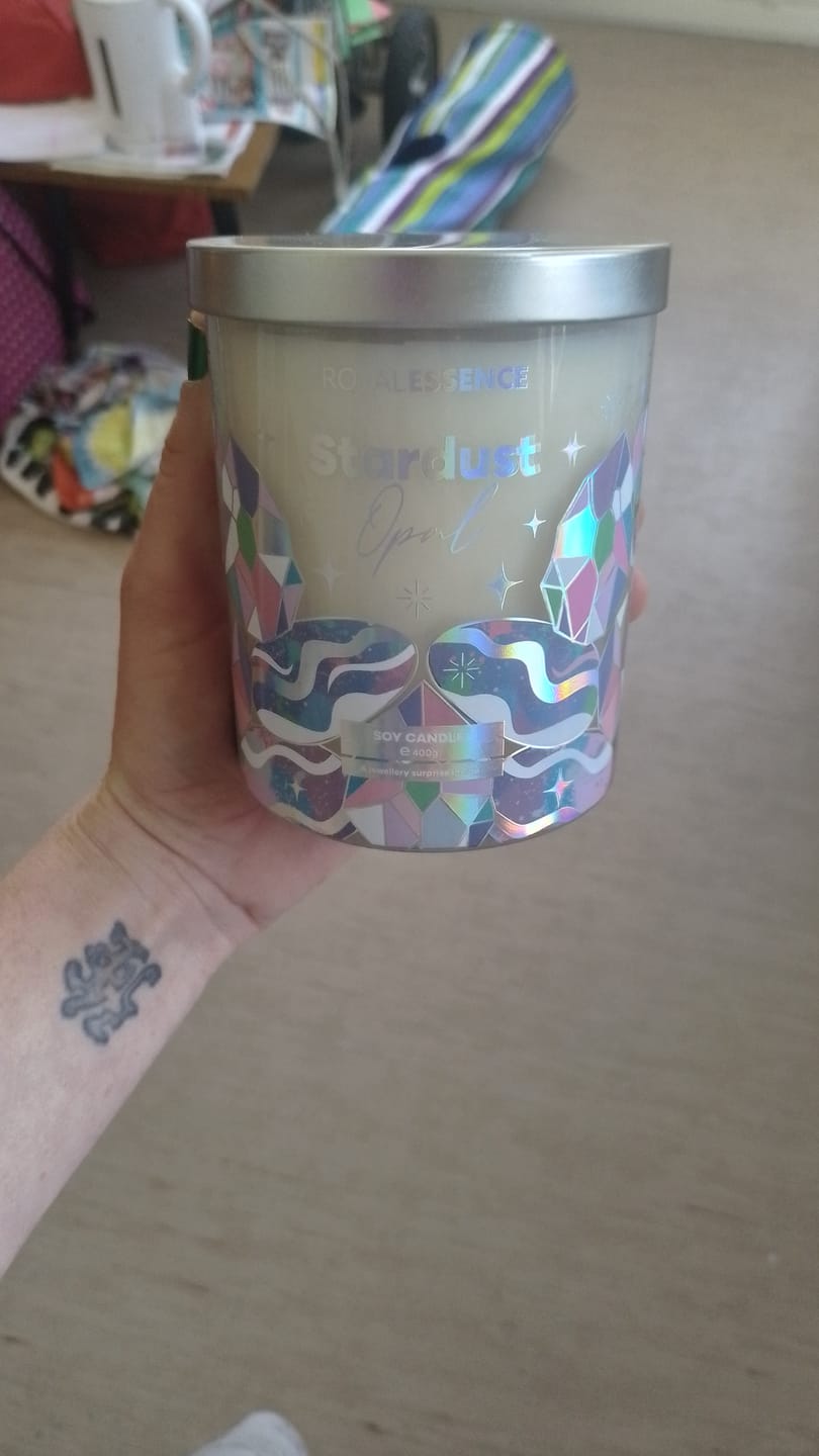 Customer photo review of Stardust Opal (Candle)
