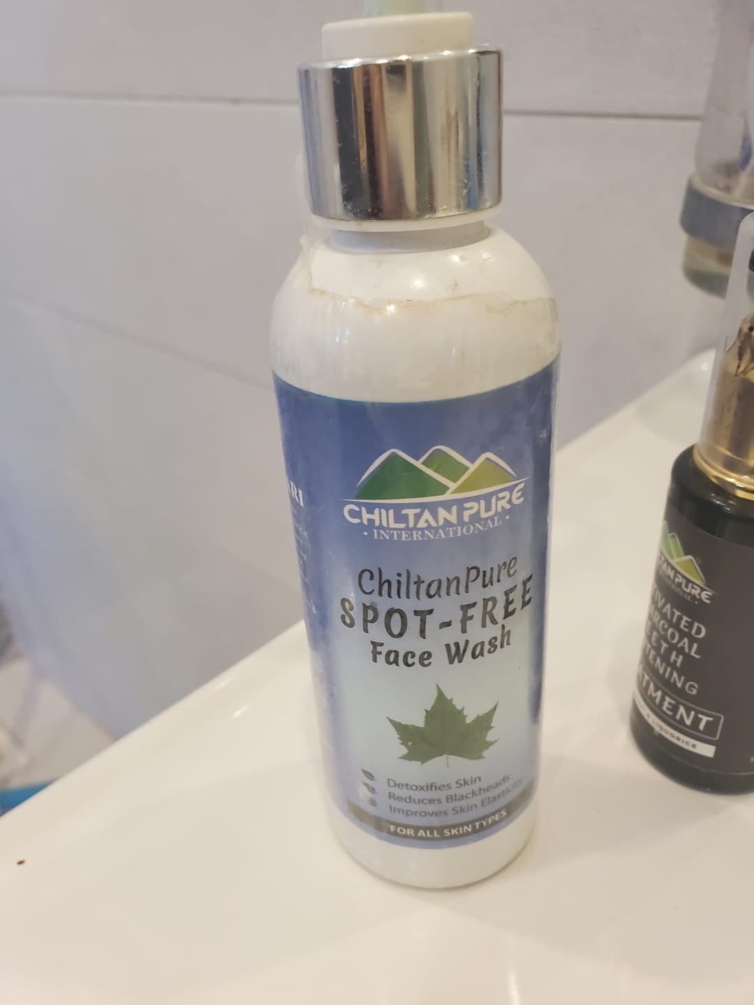 Customer photo review of Spot Free Face Wash – Detoxifies Skin, Deep Cleanses Pores, Reduces Blemishes & Protects Skin Barrier
