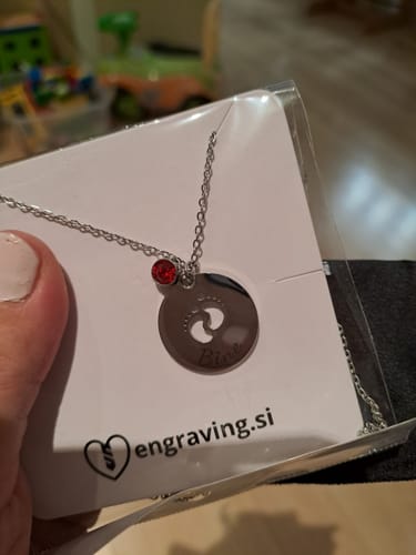 Customer photo review of Ogrlica: Baby Feet