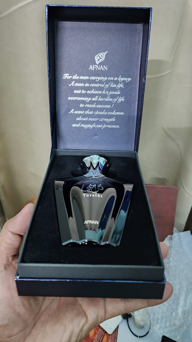 Customer photo review of Afnan Turathi Blue Eau De Parfum For Men