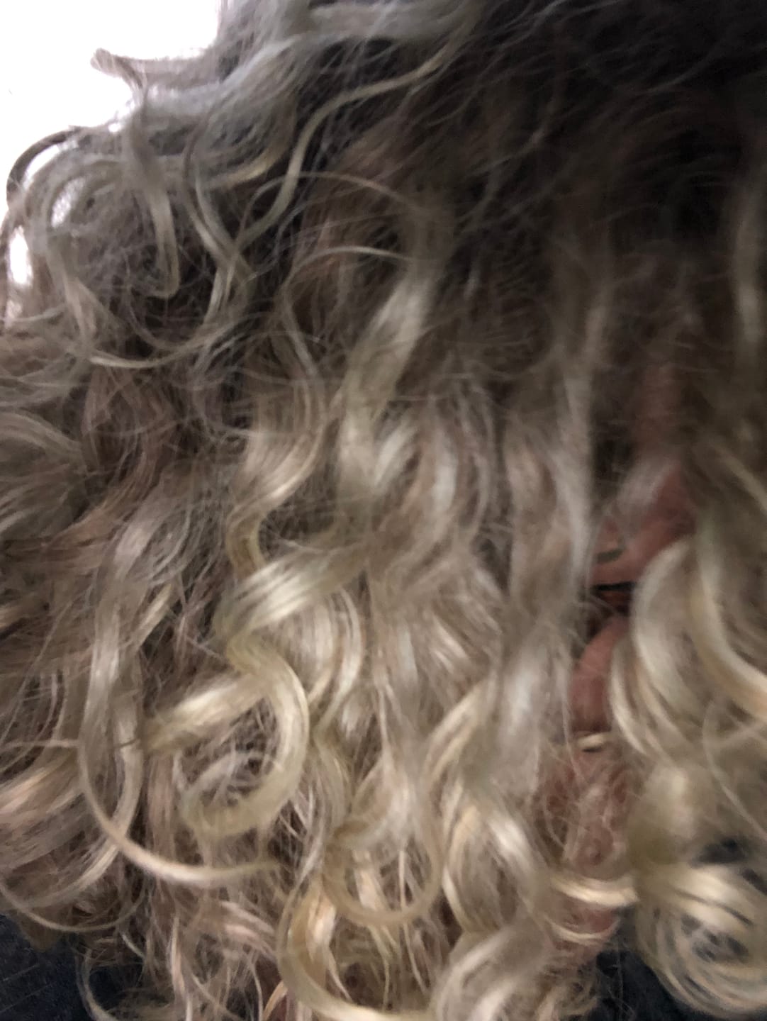 Customer photo review of Swift Special High-Speed Hair Dryer (3 Nozzles)