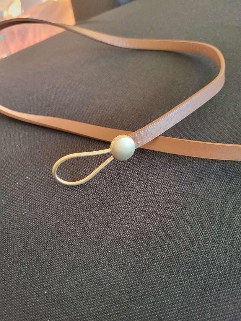 Customer photo review of Ceinture pour Femme en Similicuir Chic et Tendance