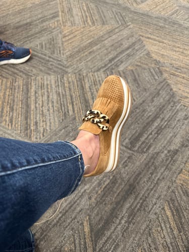 Customer photo review of Softwaves CADIE Cognac Slip-on  Platform Sneaker