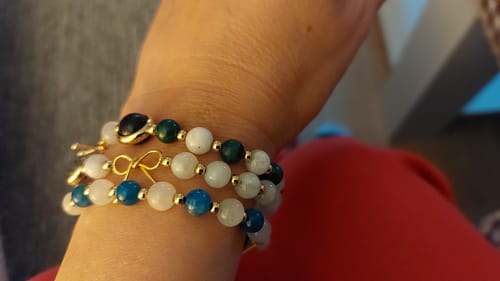Customer photo review of Bracelet Anti-Ménopause en Pierre de Lune | Or fin