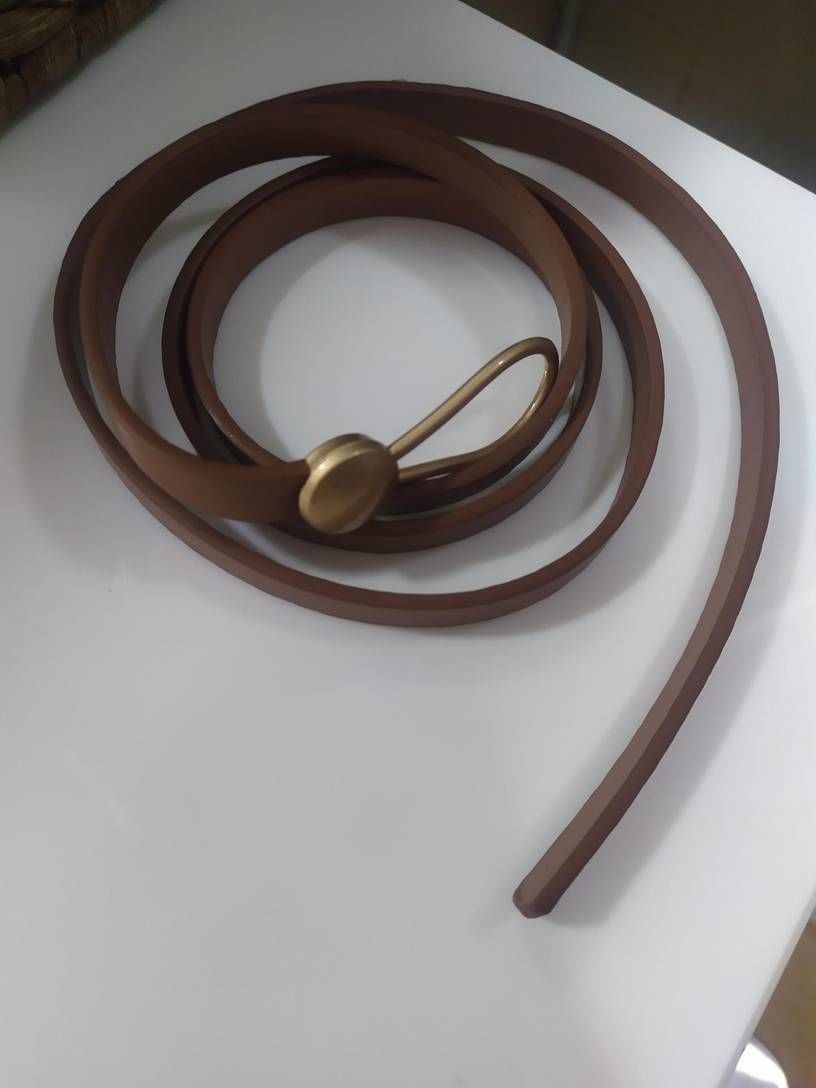 Customer photo review of Ceinture pour Femme en Similicuir Chic et Tendance