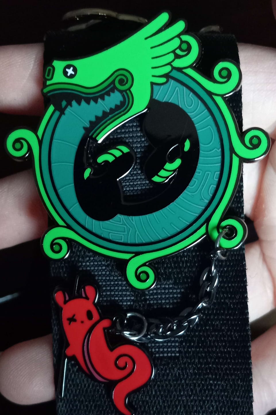Customer photo review of Rain World - Green Lizard Hanger Pin