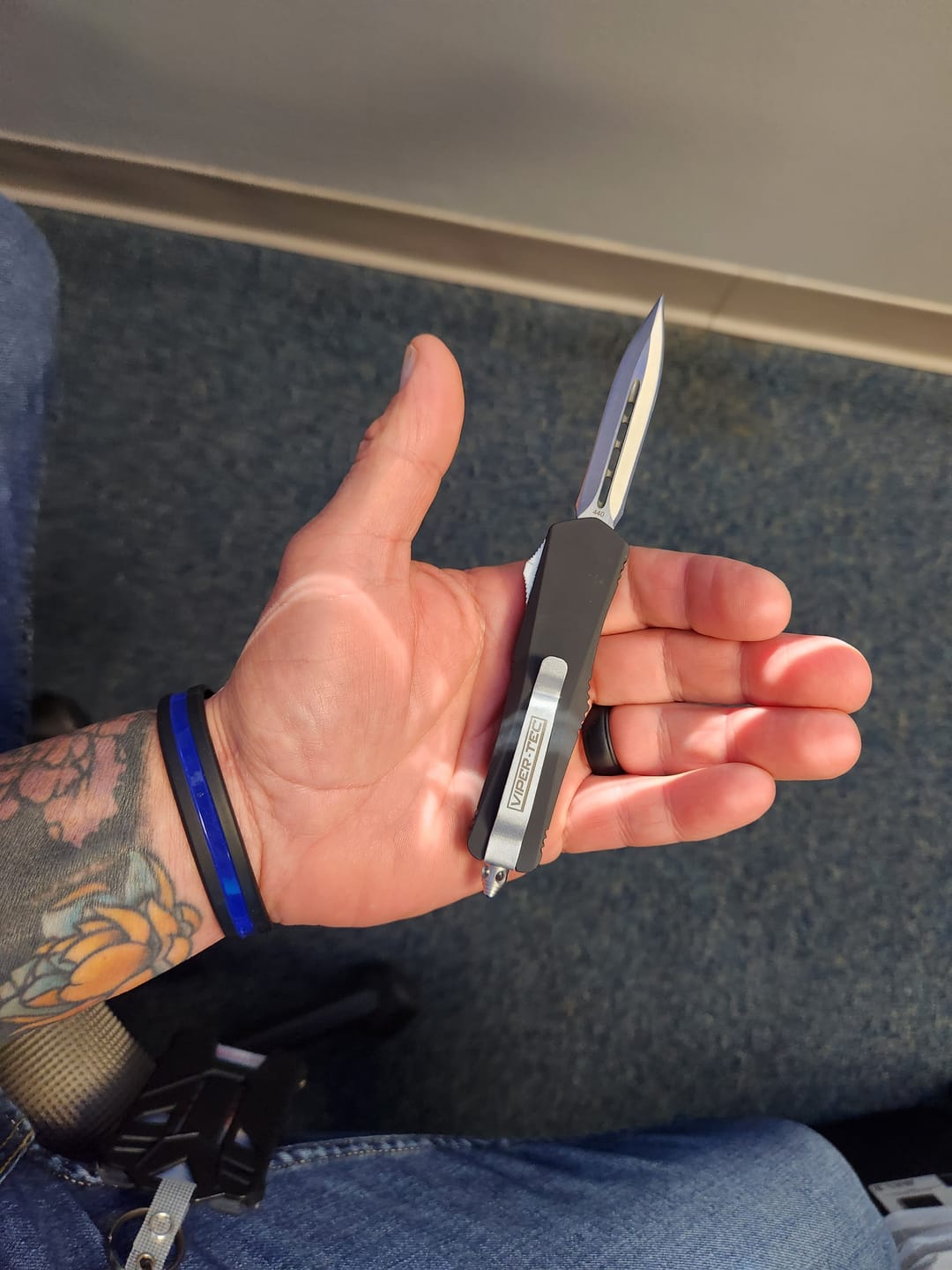 Customer photo review of Small Black Ghost D/A OTF (Multiple Blade Styles Available)