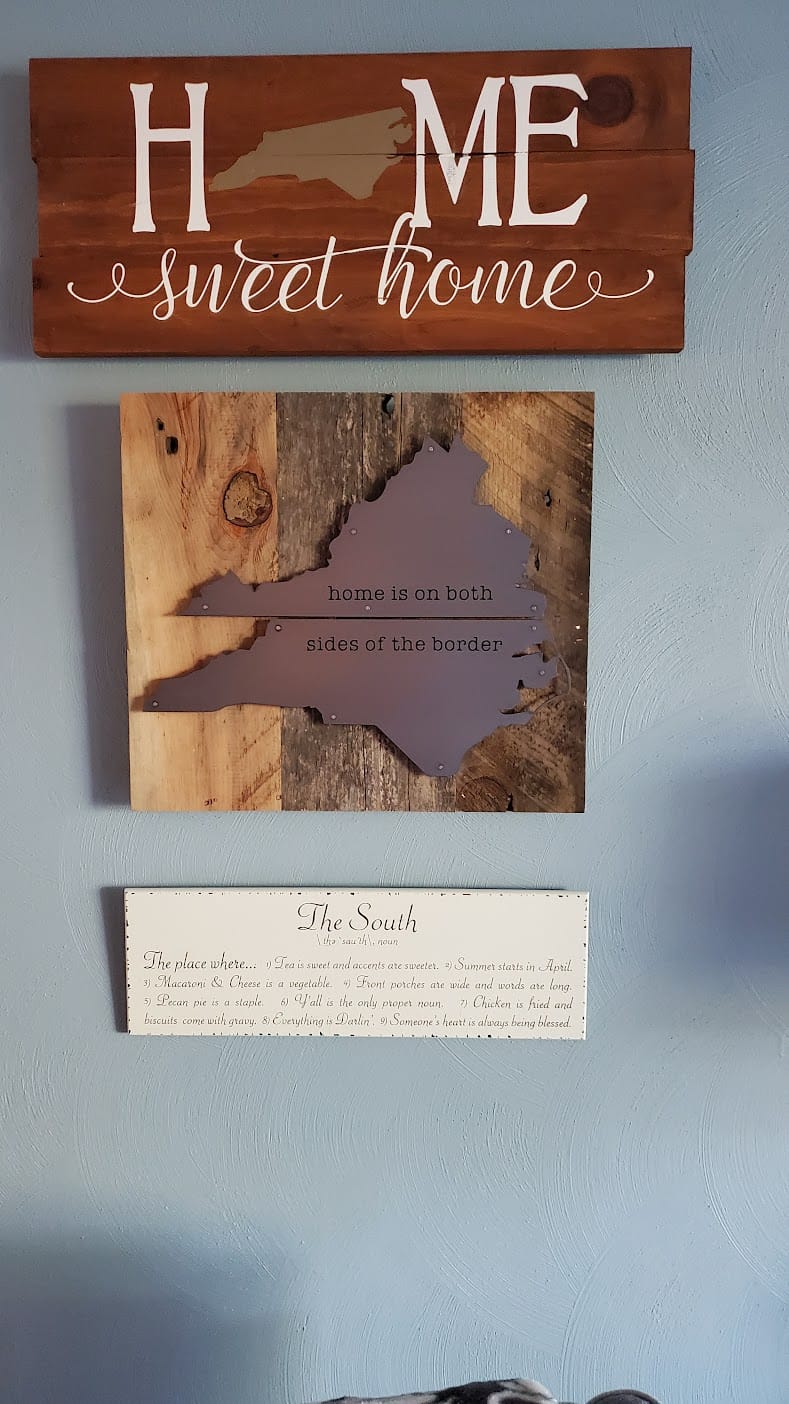 Customer photo review of Virginia/North Carolina Home is on both sides of the border
