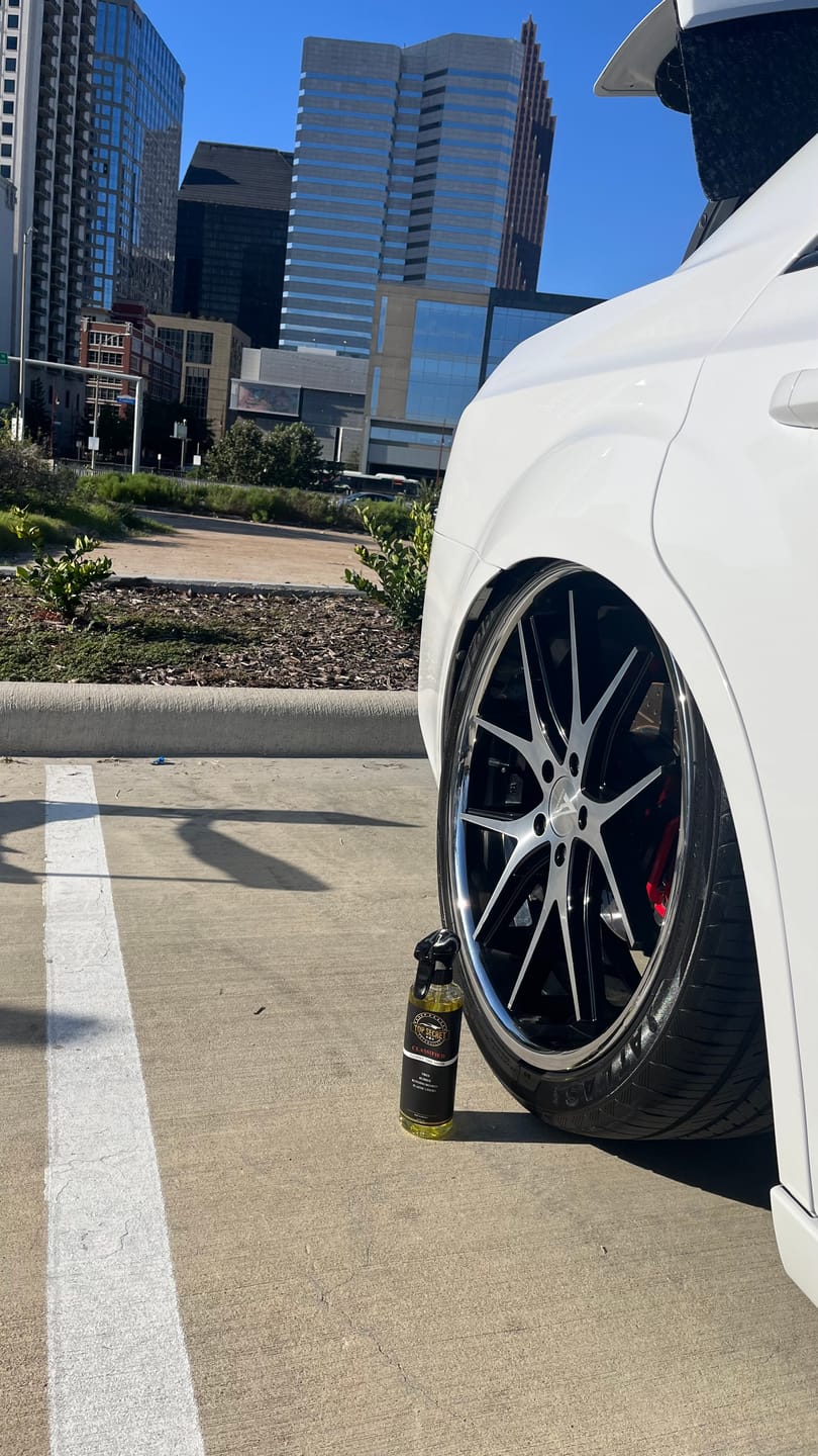 Customer photo review of SHYNX - GLOSSY TIRE SHINE