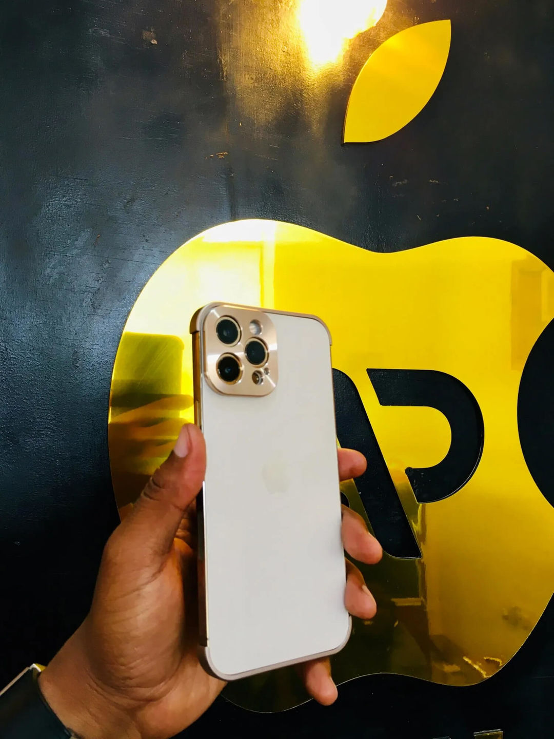 Customer photo review of EdgeGuard Air Metal