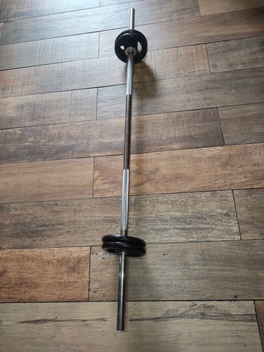 Customer photo review of Barra Reta Maciça Cromada Com Presilhas 1,20M 28,57mm