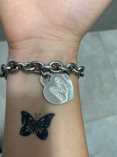 Customer photo review of Bracciale cuore con lettera