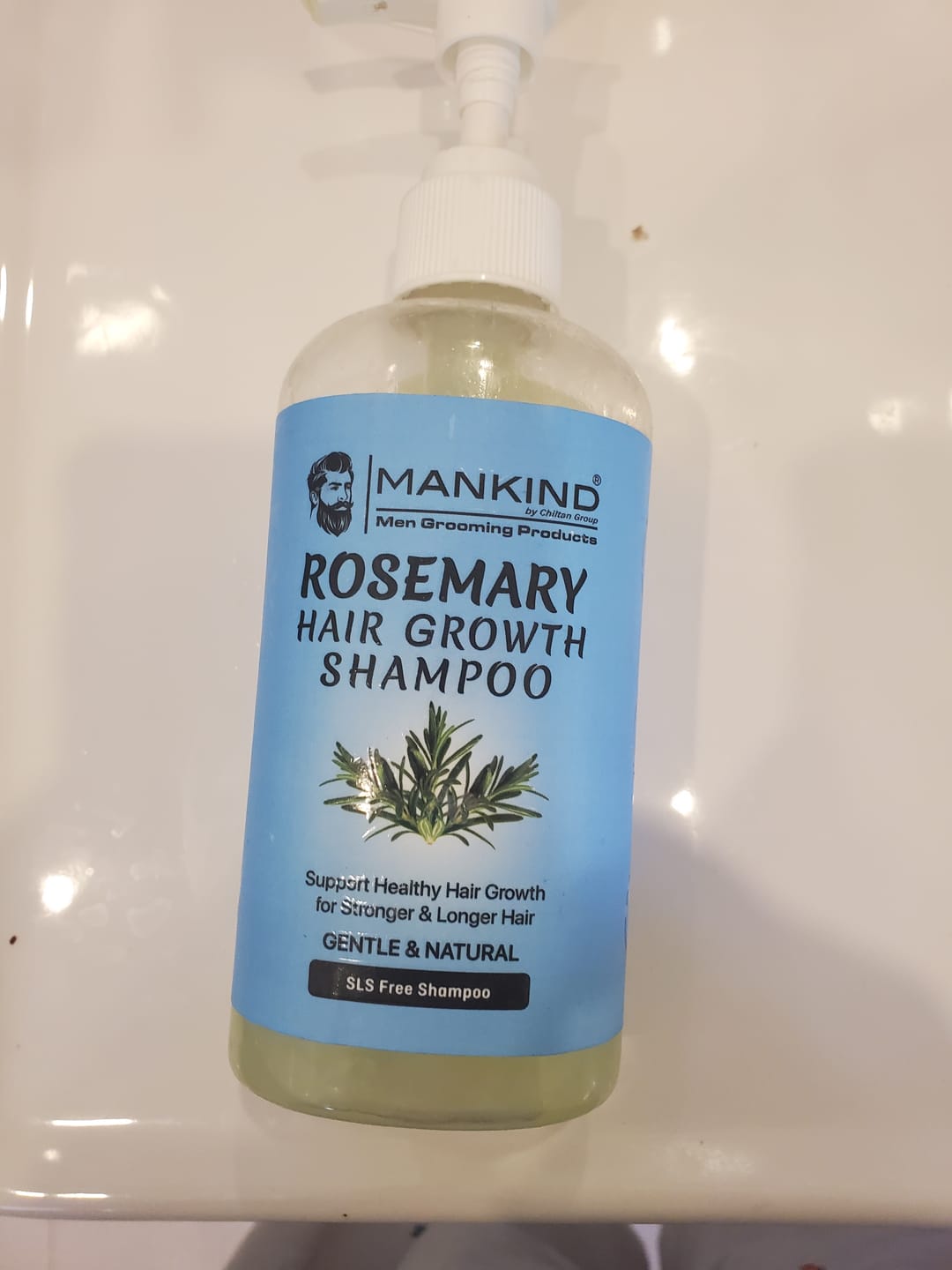 Customer photo review of Rosemary Hair Growth Shampoo - Nourishes & Strengthens Hair, Stops Hair Fall & Support Healthy Hair Growth