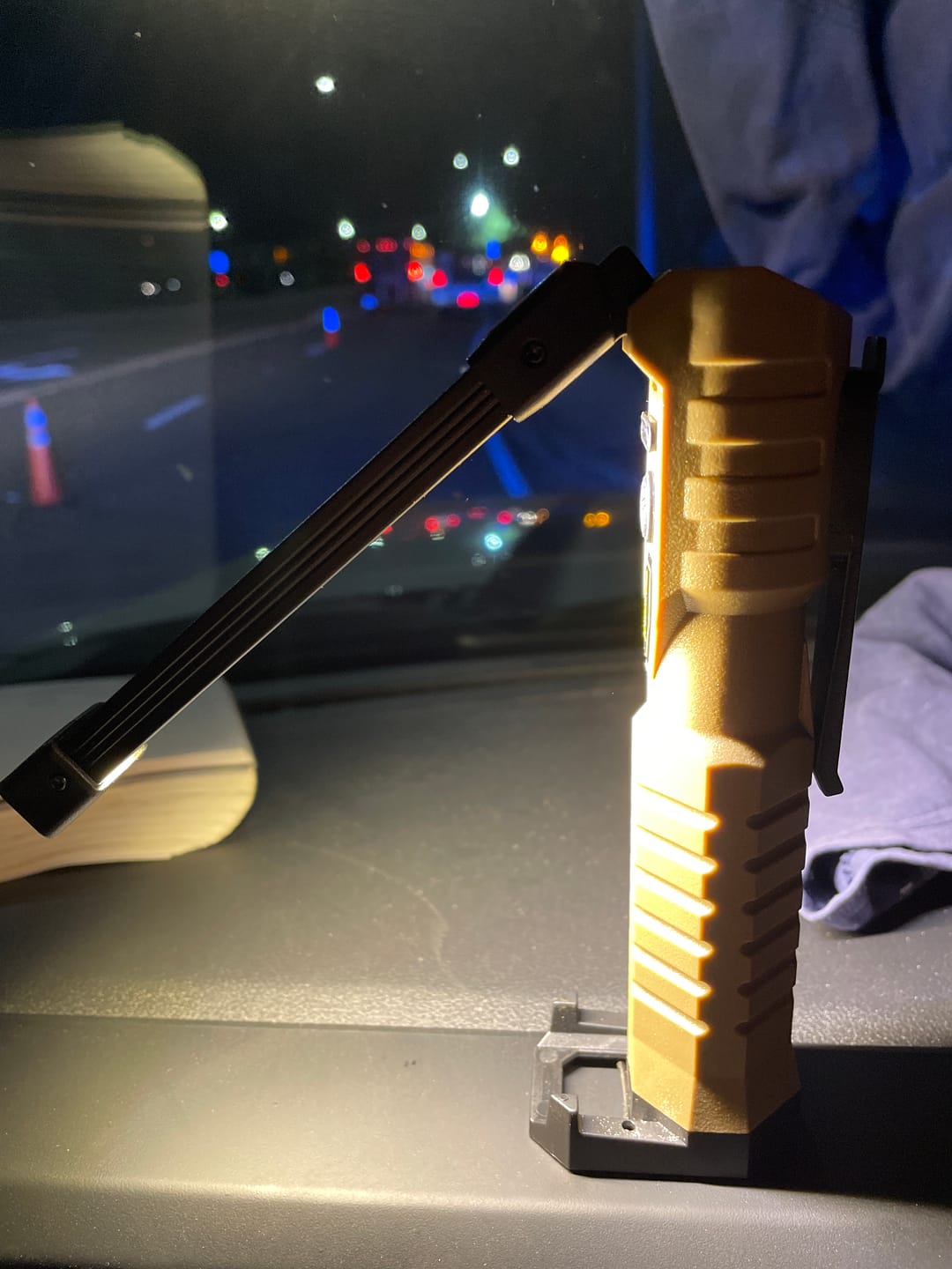 Customer photo review of 180º Work Light