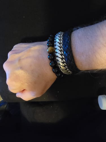 Customer photo review of Black Onyx & Tiger Eye Bracelet