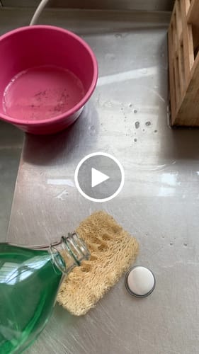 Customer video review of Jabón para lavar PLATOS con olor