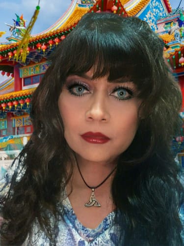 Customer photo review of Triquetra Triple Goddess Necklace