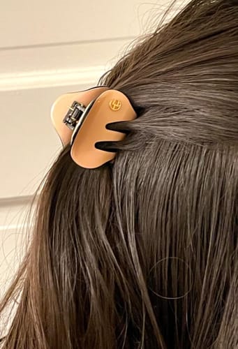 Customer photo review of Murnin Classic Mini Hair Claw