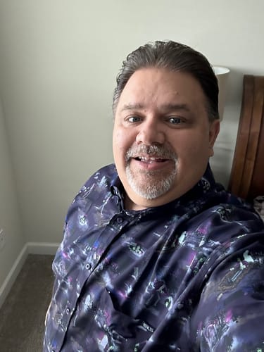 Customer photo review of Disney's Hocus Pocus "Billy's Graveyard Shift" – KUNUFLEX Short Sleeve Shirt
