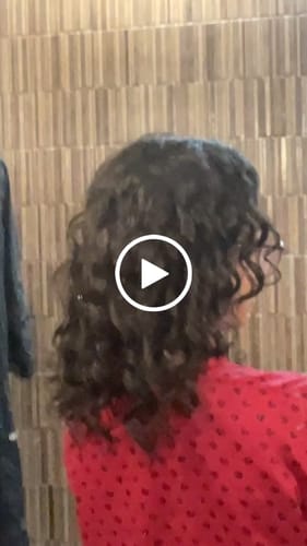 Customer video review of Leave-in Curl Conditioner