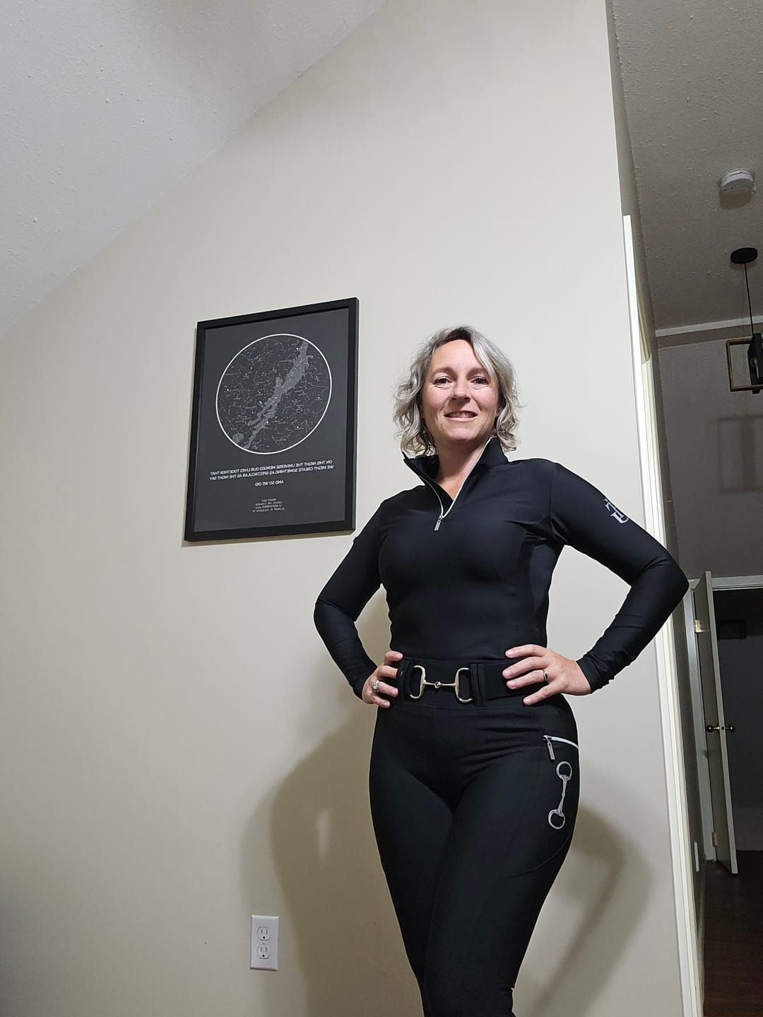 Customer photo review of KYLIE - BLACK ''SILVER'' LEGGINGS FULL SEAT SILICONE