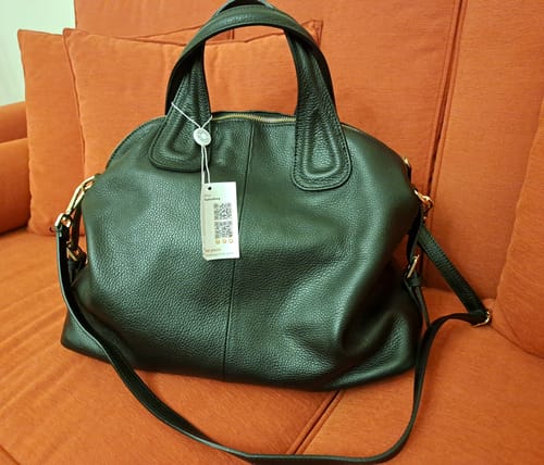 Customer photo review of RACHELE