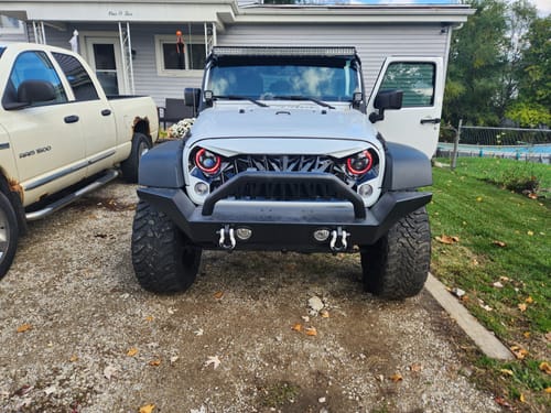 Customer photo review of Shark Grille - Black & White for 07-18 Wrangler JK/ JKU