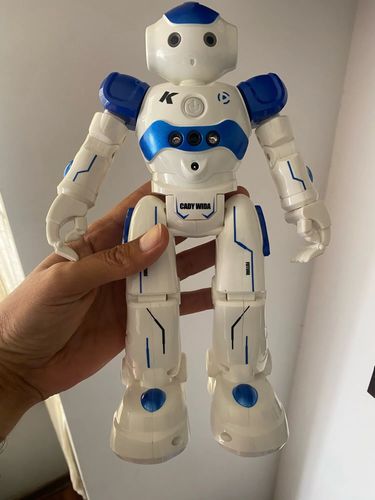 Customer photo review of Kletshuts™ SenseBot - Smart Robotlegetøj Med Bevægelsessensor