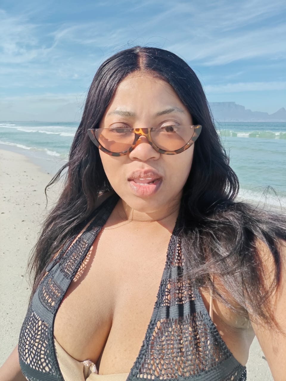 Customer photo review of Brazilian 4x4 Lace Wig - Straight