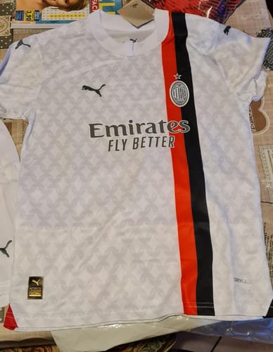 Customer photo review of KIT BAMBINO Milan away 2023/24
