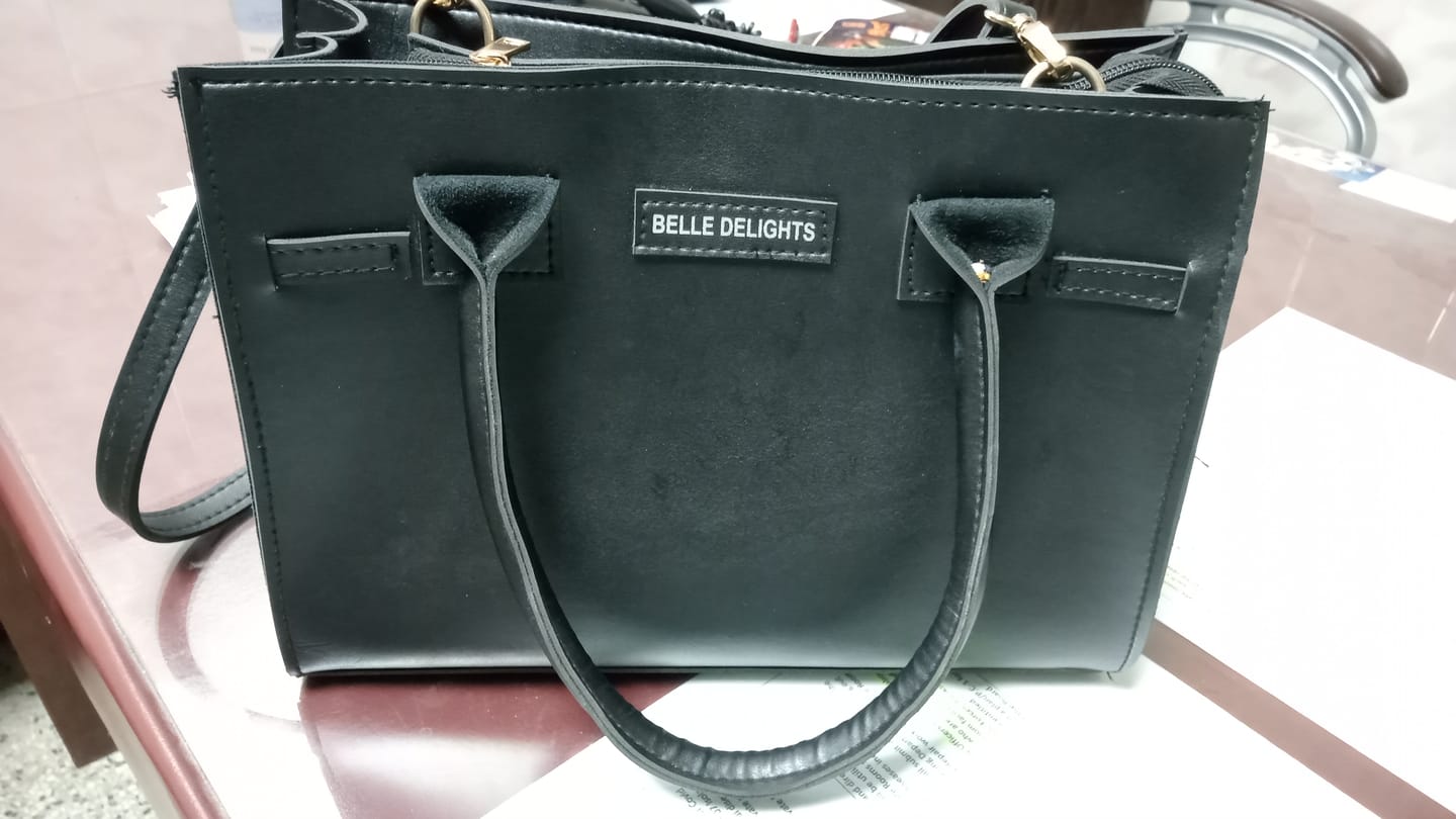 Customer photo review of Black Belle The Classic Bag
