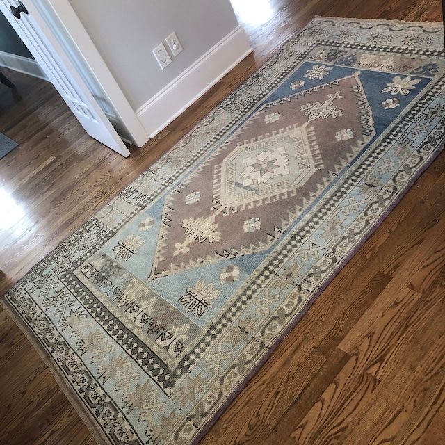 Customer photo review of Rug Pad, Non-Slip Area Carpet Pad, Extra Thick Grip Pad Protective Cushioning Pad for Hard Surface Floors