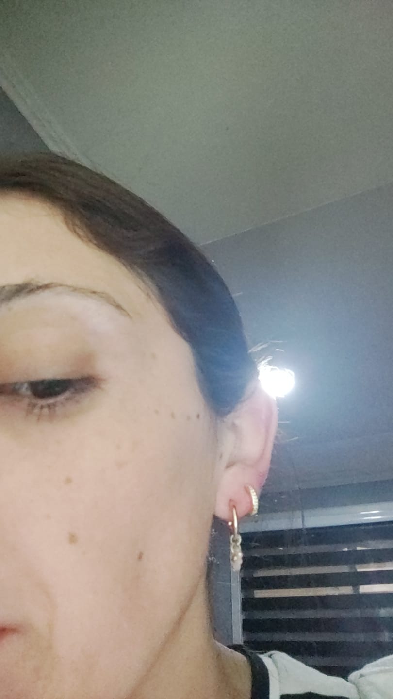 Customer photo review of ARGOLLAS LISAS CIRCONES BAÑADAS EN ORO 15MM