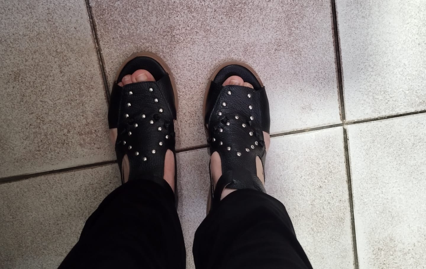 Customer photo review of Sandalias OCTAY C1