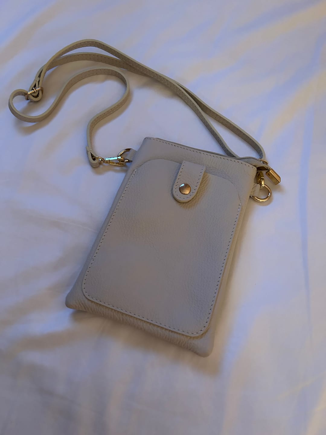 Customer photo review of Phoebe Phone Bag