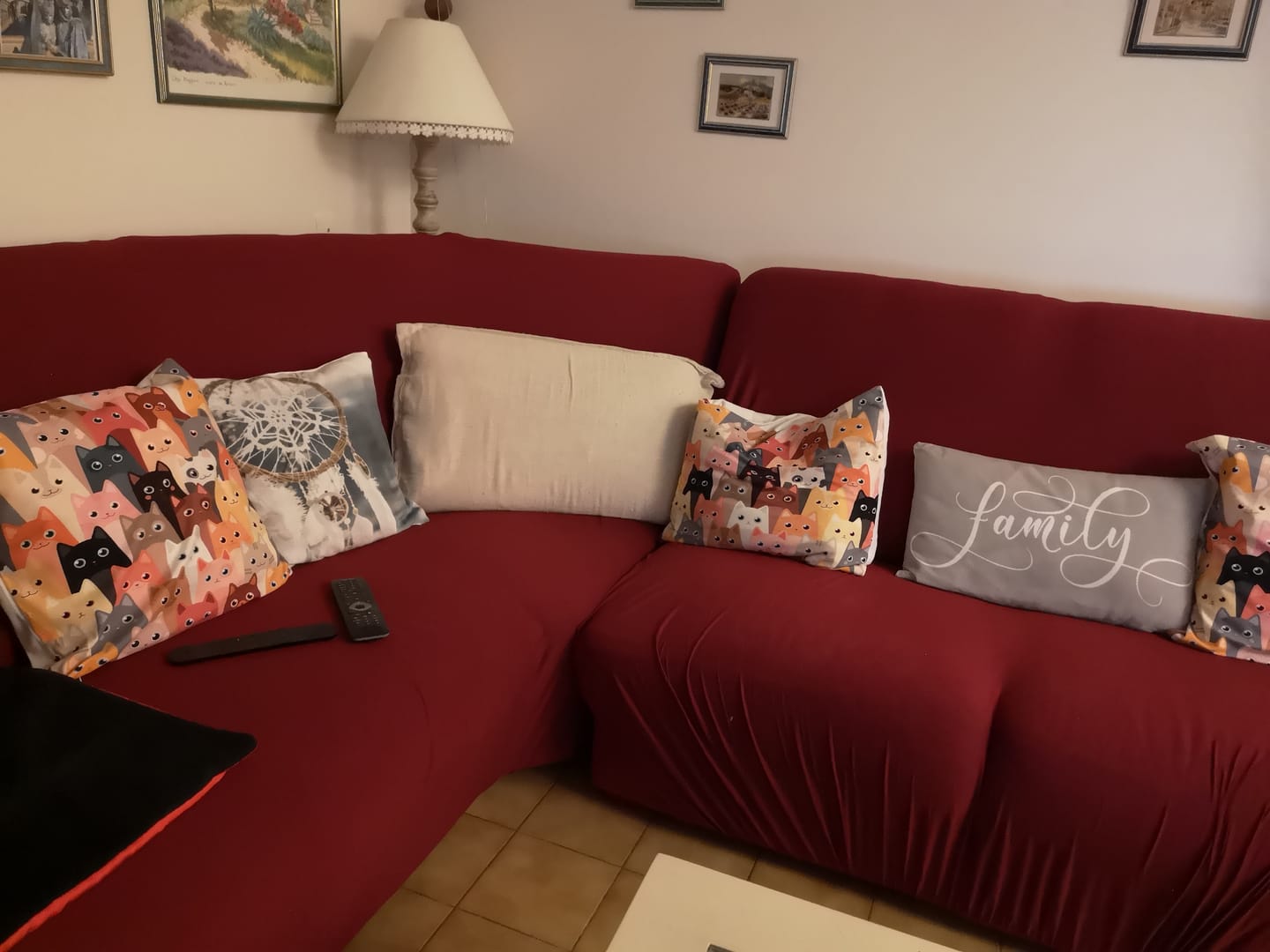 Customer photo review of Bordeaux - Housse de Canapé Extensible