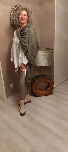 Customer photo review of Veggie Lederleggins "Zoe" - Champagner