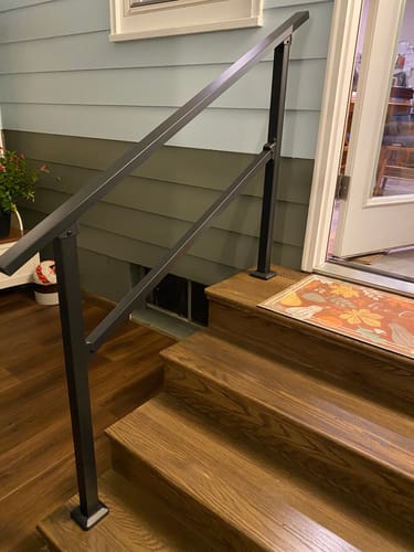 Customer photo review of Indoor/Outdoor Handrail Kit for Stairs 4 Steps